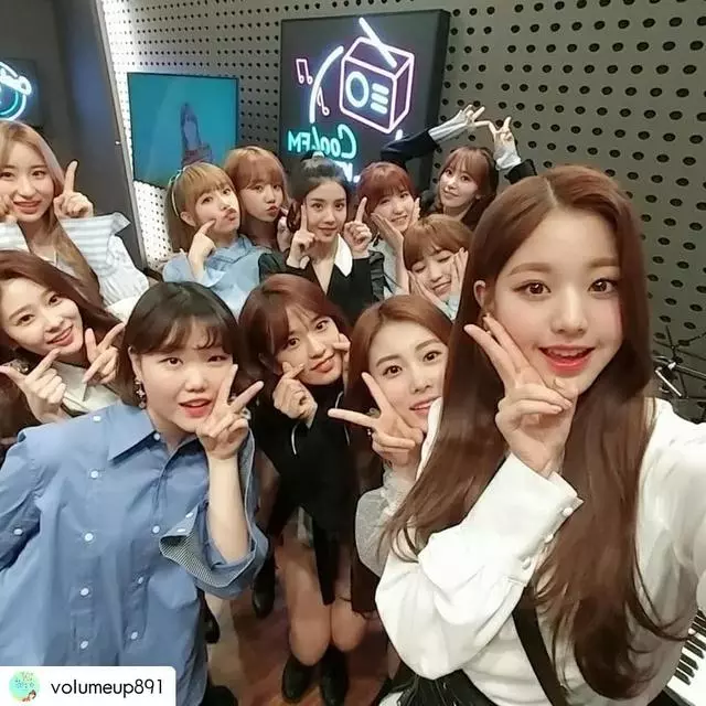 EXO再奪一位!TWICE展示毛線帽溫暖冬日 泫雅疑似回歸準備?
