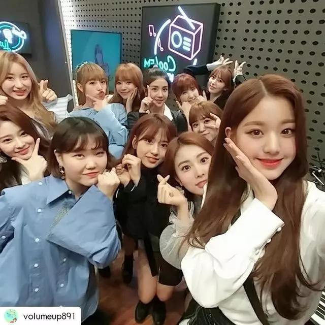 EXO再奪一位!TWICE展示毛線帽溫暖冬日 泫雅疑似回歸準備?