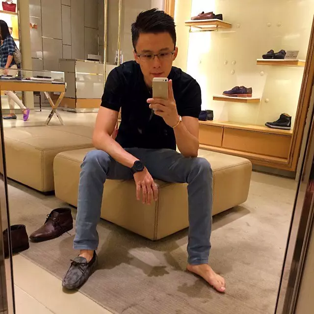 他們可是大馬豪門富二代,咬著金鎖匙出世!出門駕跑車抱美女!環遊世界像家常便飯!!