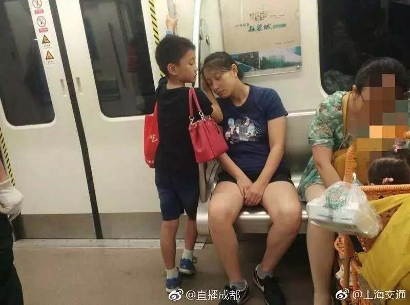 孩子正處在你怎麼凶他,他都愛你的年紀,家長一定要珍惜!