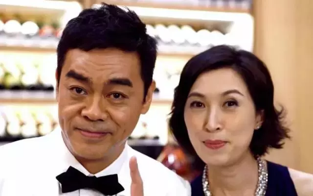 身為最美港姐，她卻嫁給窮小子，放棄事業助他成影帝，結婚18年不生子，依然恩愛無比！