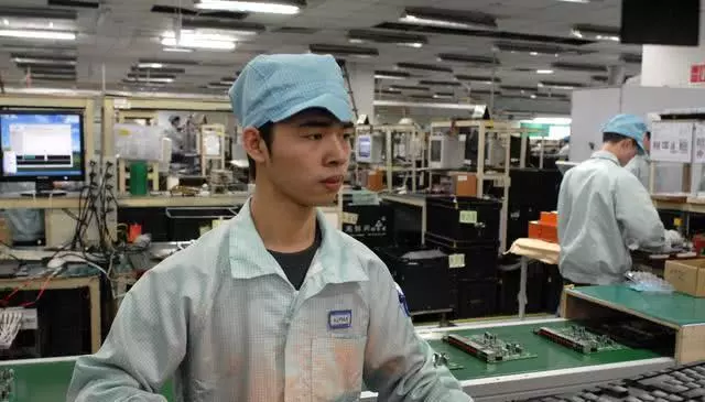 母親想將拆遷房分女兒一套,兒媳婦:給我二十萬,讓你女兒養老