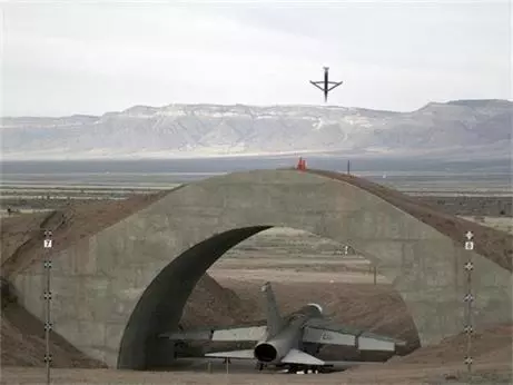 我們火箭軍彈道飛彈能否徹底打掉美日前線機場跑道