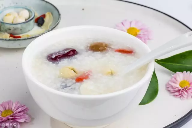 粥是天下第一補藥!常喝8種粥,健胃補氣,延年益壽,醫生都在喝