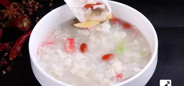 粥是天下第一補藥!常喝8種粥,健胃補氣,延年益壽,醫生都在喝