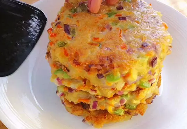 早餐餅這樣做比肉都香,簡單快速,一勺一個,10分鐘就能做好