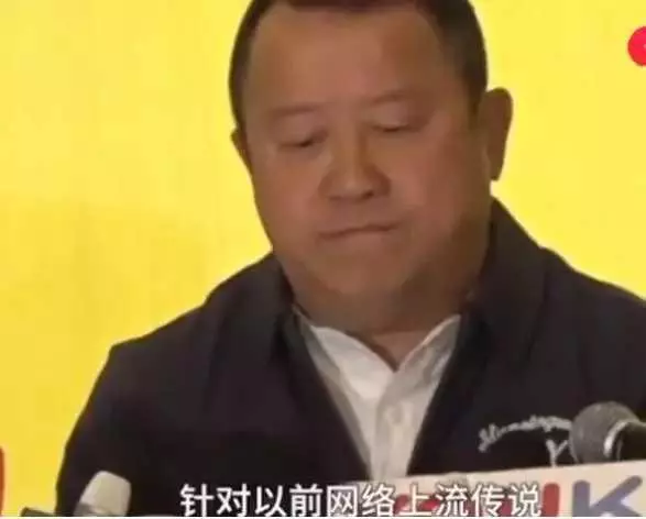 眾人陸續為曾志偉發聲,只有一個人在敷衍,羅嘉良表情是亮點!網友:你的演技太浮誇了!是誰都知道你在講反話!