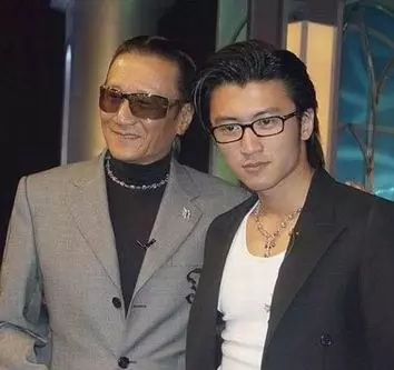 兒子比爹紅的五對明星,謝霆鋒上榜,他的兒子19歲就成影帝!