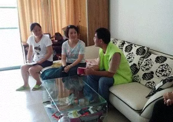 嫂子沒要一分彩禮嫁給哥哥,我結婚母親拿出存摺,打開一看我愣了