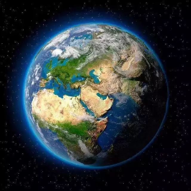 是什麼原因導致地球上的一年是365天?