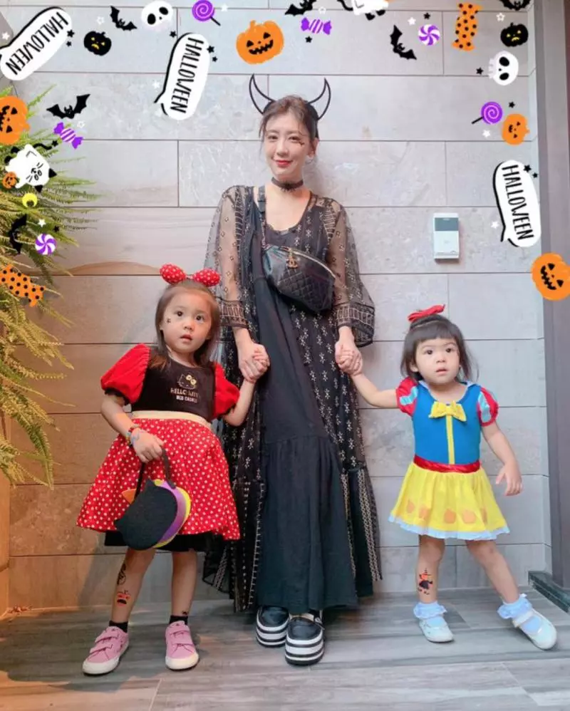 BO妞新髮型賣萌照曝光!眉毛超有戲...讓媽媽哭笑不得:「是不能看妳嗎?」
