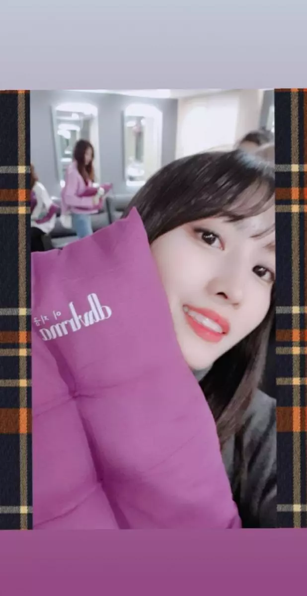 [TWICE][分享]181119 《YES or YES》MV公開兩週點擊量突破7000萬刷新自身最高紀錄
