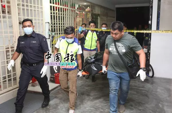 口舌之爭釀悲劇 老師錯手敲死妻子!
