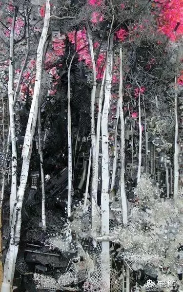 現實中的透視外掛:美國藝術家用垃圾做的名畫,騙過你的雙眼