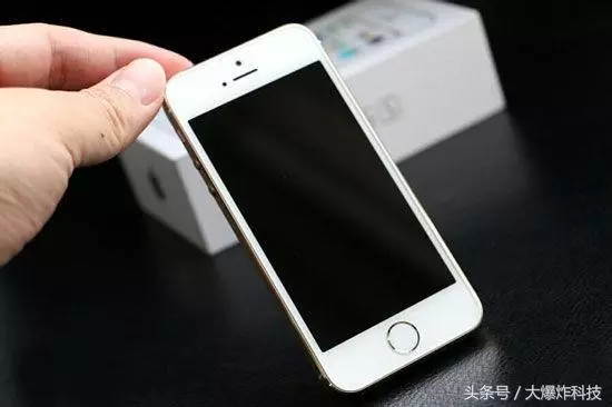 蘋果史上壽命最長手機!iPhone5S重新開售:可升級至最流暢系統