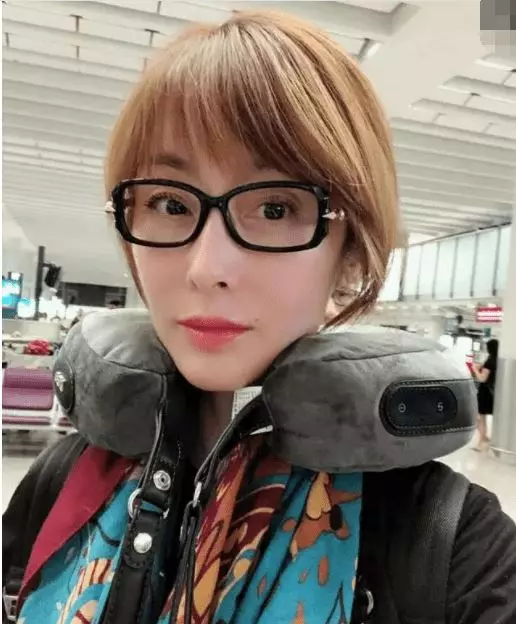 張曼玉、王祖賢、張敏和邱淑貞近照曝光,唯有她50多歲仍如少女!