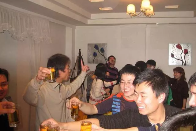 阿姨你真是會做生意啊,給我7W的彩禮卻要我家近百W的陪嫁