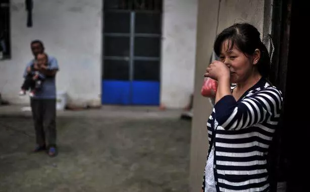 丈夫外出打工四個月,妻子卻懷孕,醫生一番話,讓妻子決定離婚!