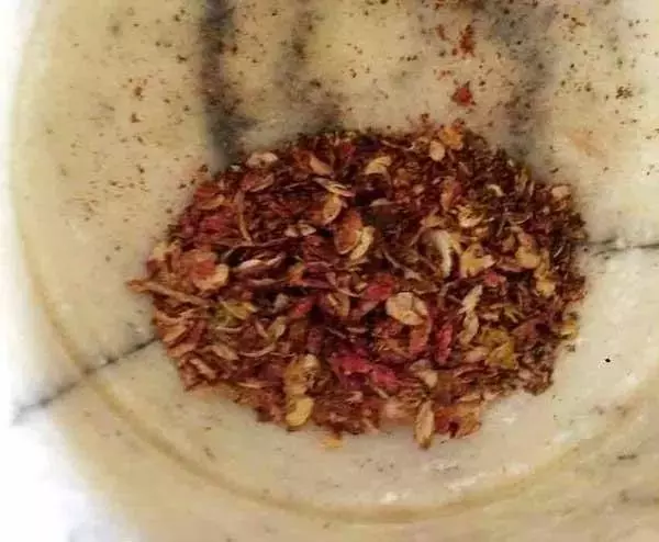 一斤五花肉8個雞蛋,媳婦做的這個美食太好吃了,一天3頓吃不夠!
