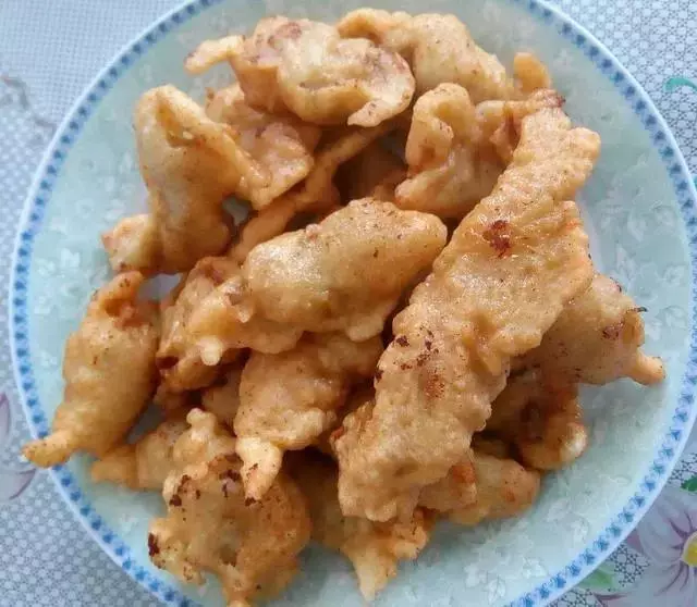 一斤五花肉8個雞蛋,媳婦做的這個美食太好吃了,一天3頓吃不夠!