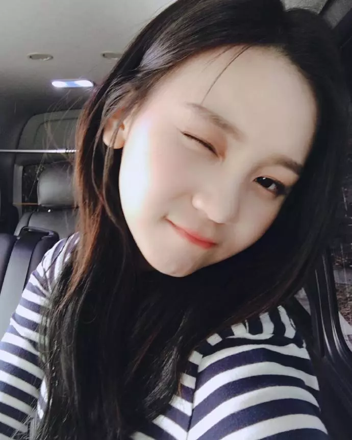 [GFRIEND][新聞]181120 GFriend 方面：崔俞娜不參加團隊活動？無人身問題...馬上就會知道的