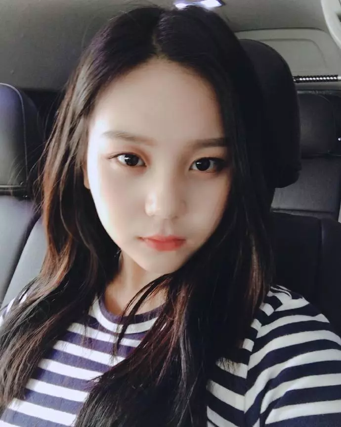 [GFRIEND][新聞]181120 GFriend 方面：崔俞娜不參加團隊活動？無人身問題...馬上就會知道的