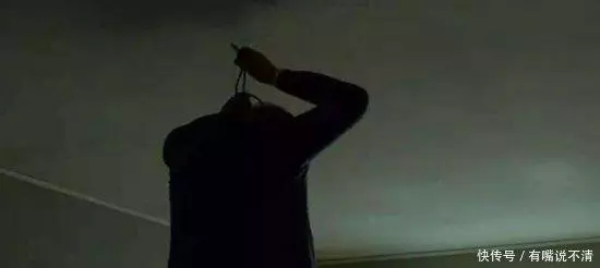 遭遇難產,老公和他媽卻不同意剖腹產,一個月後老公自殺了