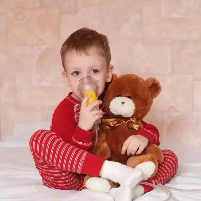 別等上幼稚園才做準備,2歲開始教會寶寶這5句話、4個安全問題,到3歲入園時就會很順利!
