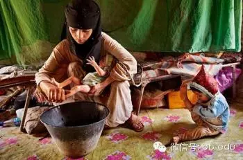 8歲小女孩嫁給40歲大叔,她卻在新婚之夜「命喪黃泉 」...「死因」曝光讓全球網友都怒了!