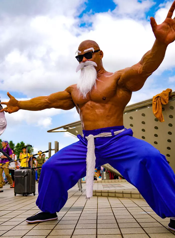 日本神人Cosplay地球最強「狂暴龜仙人」,一出現就霸氣震撼全場!