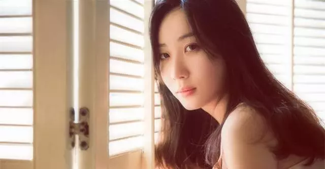 俺坐月子,婆婆逼用冷水洗衣服,俺拿出一樣東西,婆婆癱軟求原諒
