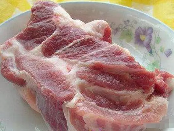 豬的「前腿肉」和「後腿肉」有什麼區別?不懂你30年的豬肉白吃了
