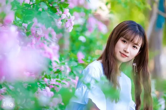 月子期間,無意中聽到婆婆打電話,我不動聲色把碗和她換了