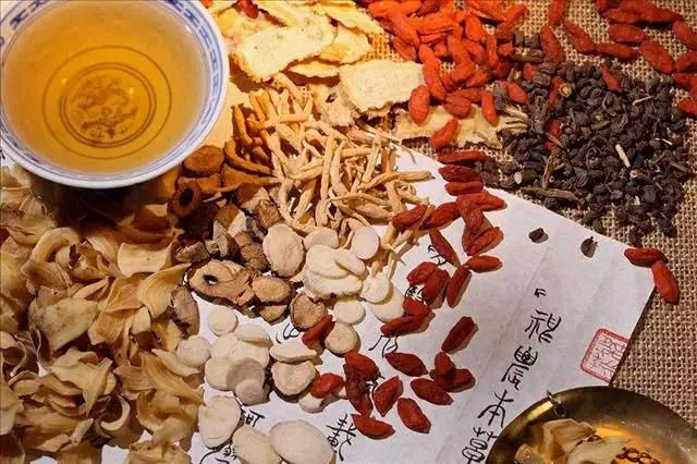 高血壓的病根在肝在腎,4種方法對症趕走它!