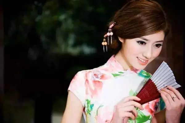 我欣賞女人這樣活著(深度好文)