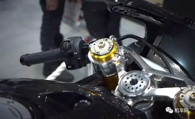 怪獸級650:車重158公斤,馬力105匹,目標是曼島TT!