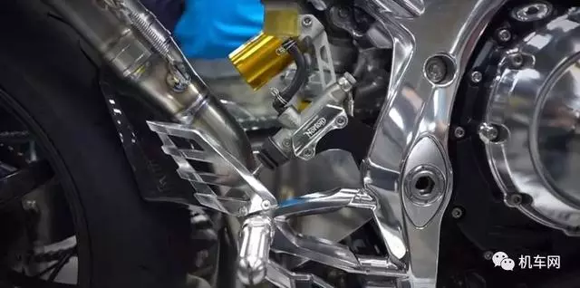 怪獸級650:車重158公斤,馬力105匹,目標是曼島TT!