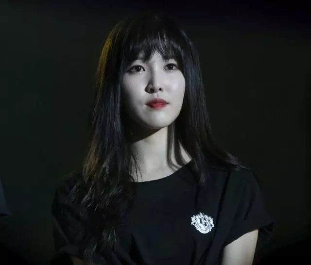 GFRIEND人氣成員消失一個月,業內人士稱:情況不容樂觀!