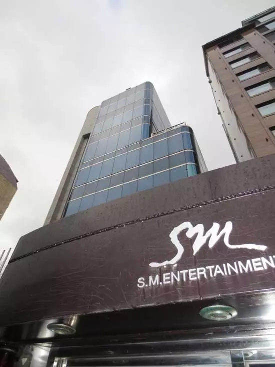 SM股市表現搶眼,重新奪回業界第一!EXO的回歸功不可沒!