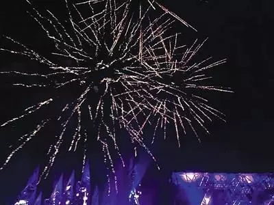 人生海海遇到五月天,很知足
