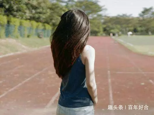 新婚夜老公一直口渴,妻子沒在意繼續睡,半夜掀開被子,全家炸鍋