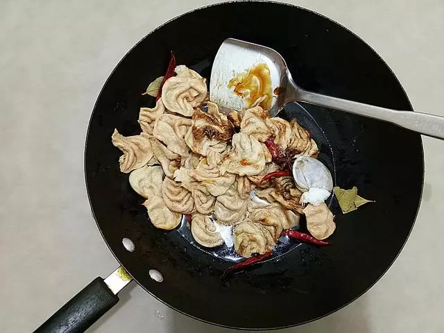 這菜不值錢,曾經人們把它當「肉」吃,蛋白質是牛肉的4倍,好吃
