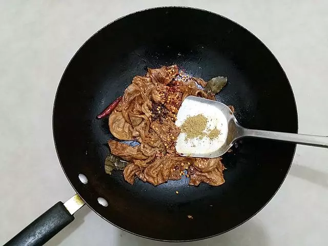 這菜不值錢,曾經人們把它當「肉」吃,蛋白質是牛肉的4倍,好吃