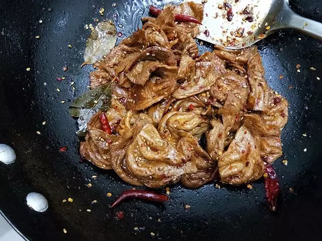 這菜不值錢,曾經人們把它當「肉」吃,蛋白質是牛肉的4倍,好吃