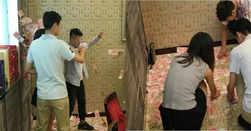 漂亮前妻嫌我窮,離婚六年她拿錢砸我,我和老婆不生氣反而都笑了