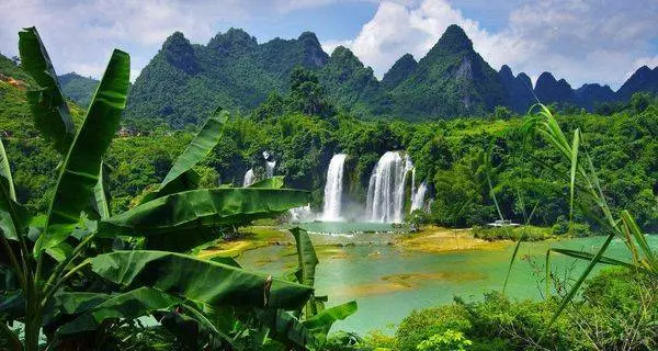 去旅行不是因為有錢,而是不想老了後悔