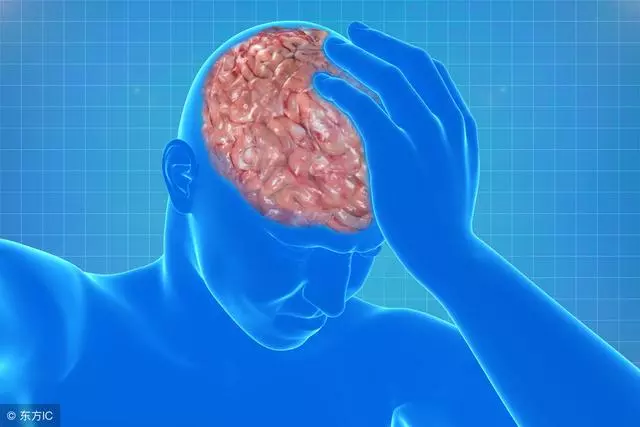 冬季怕得腦梗?醫生指點:少碰4種食物,做好4件事,血管不堵
