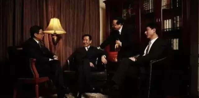 成功就是:跟對人,走對路,做對事