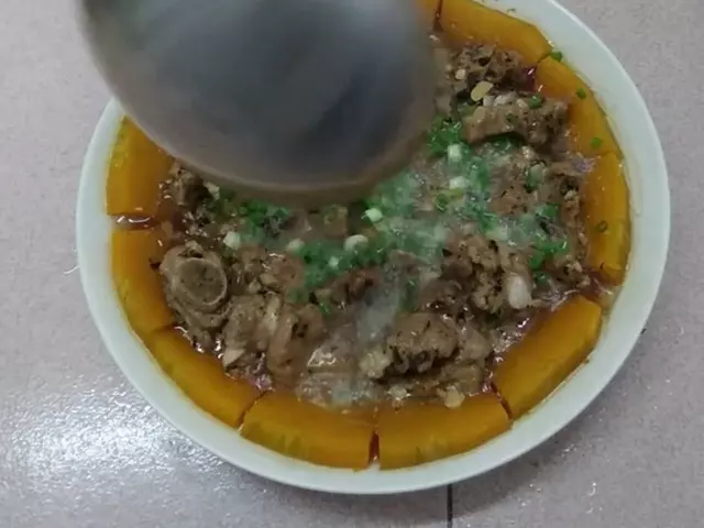 排骨別再燉了,加它一起蒸,清淡健康,又嫩又好吃,會做的人不多