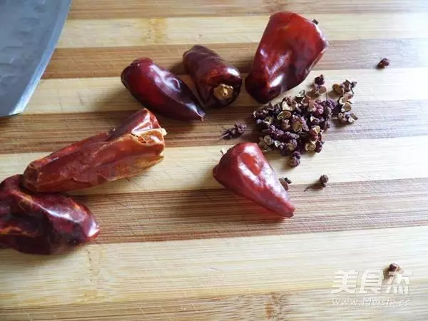 不吹牛,最正宗的水煮肉片,做法超級簡單,麻辣可口色香味俱全